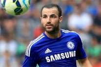 فابريغاس لعب 8 أشهر وهو مصاب