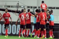 الأهلي الإماراتي يبدأ حملة الدفاع عن اللقب بالفوز على الشارقة