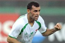 العراقي عماد محمد يوقع لنادي الزوراء..بعقد قيمته أقل من سنت واحد!!