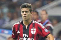 فان جينكل : ثلاثة أقنعوني بالانتقال لميلان.. وإنزاغي شرح لي مهامي