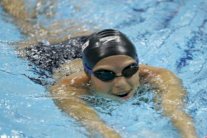 غربة السباحة الفلسطينية سابين حزبون‎ 