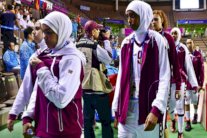 اللاعبات القطريات شعرن بالإهانة لعدم السماح لهن بارتداء الحجاب