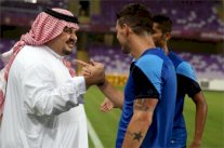 الهلال ينهي تحضيراته الميدانيه لمباراة العين الإماراتي