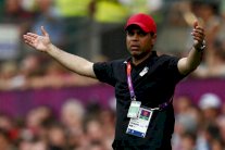 الإمارات لبلوغ نصف النهائي وبلماضي يعول على خلفان