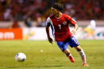 الكوستاريكي يولانيوس يقترب من الغرافة القطري