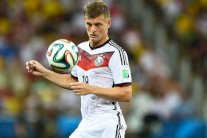 كروس يقترب من نيل لقب أفضل لاعب ألماني في عام 2014