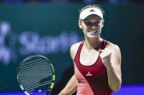 دورة أوكلاند: فوزنياكي وفينوس إلى الدور الثاني