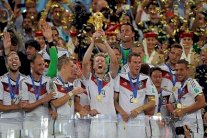 الفيفا يوزع 60 مليون على الأندية وبايرن أكبر مستفيد