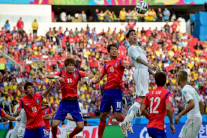 كوريا الجنوبية تبدأ حلم استعادة اللقب بمواجهة عُمان