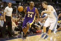 براينت ينقذ ليكرز من الخسارة في دوري السلة الأمريكي