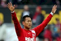 كوريا الشمالية تدافع عن اصطحابها للاعب موقوف