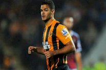 انتقال بن عرفة إلى نيس مهدد بعد رأي من الفيفا