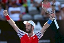 كوكوشكين وترويسكي إلى نهائي دورة سيدني