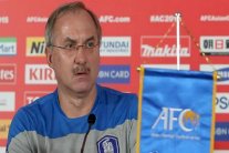 شتيليكه: كدت أستبدل سون هيونغ مين قبل تسجيله هدفين