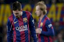 ميسي أمام أتلتيكو... معاناة مستمرة مع التقيؤ والغثيان