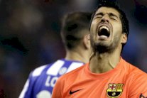 مستوى لويس سواريز المتواضع يثير القلق داخل برشلونة