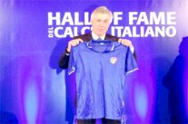 أنشيلوتي يدخل قاعة مشاهير الكرة الإيطالية 