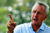 كرويف كان قريباً من ريال مدريد قبل الانضمام لبرشلونة