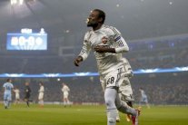 روما الإيطالي يتعاقد مع 