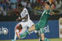 الجزائر تصطدم بالسنغال وتسعى إلى تفادي الخروج المبكر