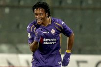 كوادرادو يضع فيورنتينا في ورطة وتشلسي يستعد للانقضاض