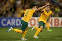 أستراليا تزيح الإمارات وتبلغ نهائي كأس آسيا 2015