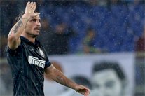 وكيل أوزفالدو يجتمع بإدارة الإنتر لتسهيل خروج موكله