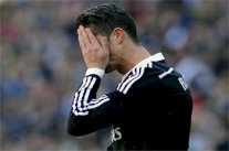 مسؤولو ريال مدريد غاضبون على رونالدو 
