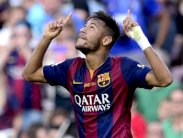 برشلونة يحسن عقد نيمار حتى 2020 ويساويه براتب سواريز