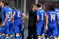 كونتي يبقي بالوتيلي خارج تشكيلة إيطاليا