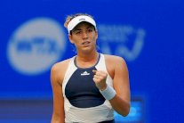 تصنيف المحترفات: موغوروزا خامسة للمرة الأولى