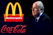 شركات الرعاية تطالب بتنحي بلاتر والأخير يرفض