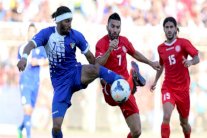 الكويت تستضيف لبنان في مباراة شبه حاسمة