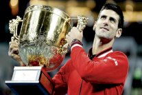 ديوكوفيتش يهزم نادال ويتوج بلقب دورة بكين