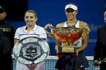 موغوروزا تهزم باشينسكي وتحرز لقب دورة بكين