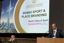 دبي تحكي تاريخ تطورها أمام المدن الذكية والرياضية