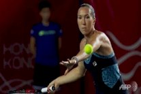 يانكوفيتش وستوسور إلى ربع نهائي دورة هونغ كونغ