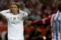 ريال مدريد يؤكد إصابة لاعب وسطه الكرواتي مودريتش