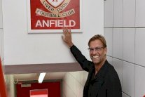 كلوب: أنا شخص عادي.. وأسعى لإعادة ليفربول إلى القمة