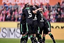 هانوفر يُسقط كولن في معقله وشتوتغارت يترك ذيل الترتيب