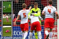 حارس مرمى يسجل هدفا من على بعد 90 ياردة !