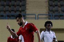 الأهلي يحقق فوزه الأول بقيادة بيسيرو