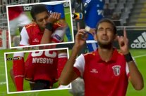 لاعب مصري يبكي بعد تسجيله هدفاً حزناً على وفاة والده