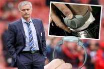 مورينيو ساخراً: لا استبعد ربطي بقيد إلكتروني لمراقبتي