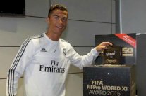 نجوم ريال مدريد يشاركون في تصويت 