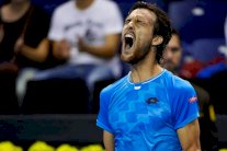 سوزا وباوتيستا اغوت إلى نهائي دورة فالنسيا