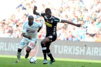 تور يقصي انجيه وتأهل رين ولافال في كأس رابطة فرنسا