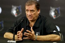 وفاة المدرب فليب ساوندرز بعد معاناة مع مرض السرطان