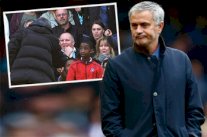 مورينيو خسر رهاناً مع جامع الكرات في ليلة سقوطه وطرده