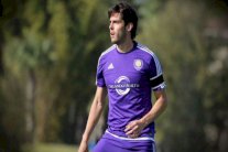 برشلونة يفاوض نجم ريال مدريد سابقا لإعادته إلى أوروبا